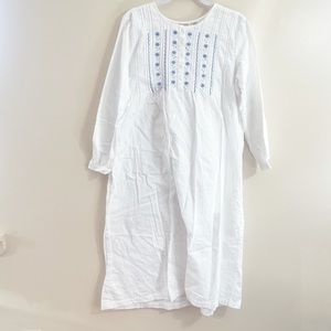 L.L.Bean cotton flannel night gown white & blue sz M Petite EUC soft warm